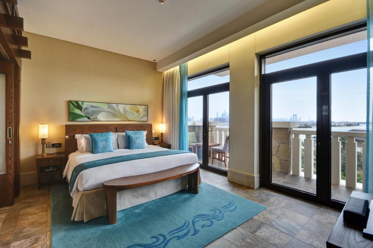 Sofitel Dubai Palm Apartments Exterior foto A bedroom at the hotel