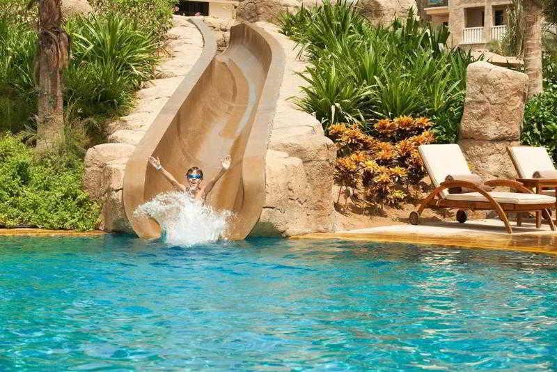 Sofitel Dubai Palm Apartments Exterior foto A water slide
